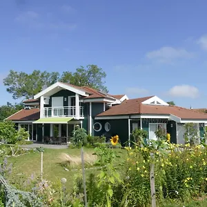 Entre Montagnes Et Lac , Armoy Frankrijk